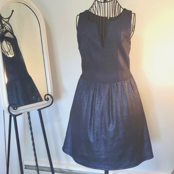 Lila Clothing CO. Dress size SMALL 95% Polyester 5% Spandex Very good condition - Picture 9 of 16